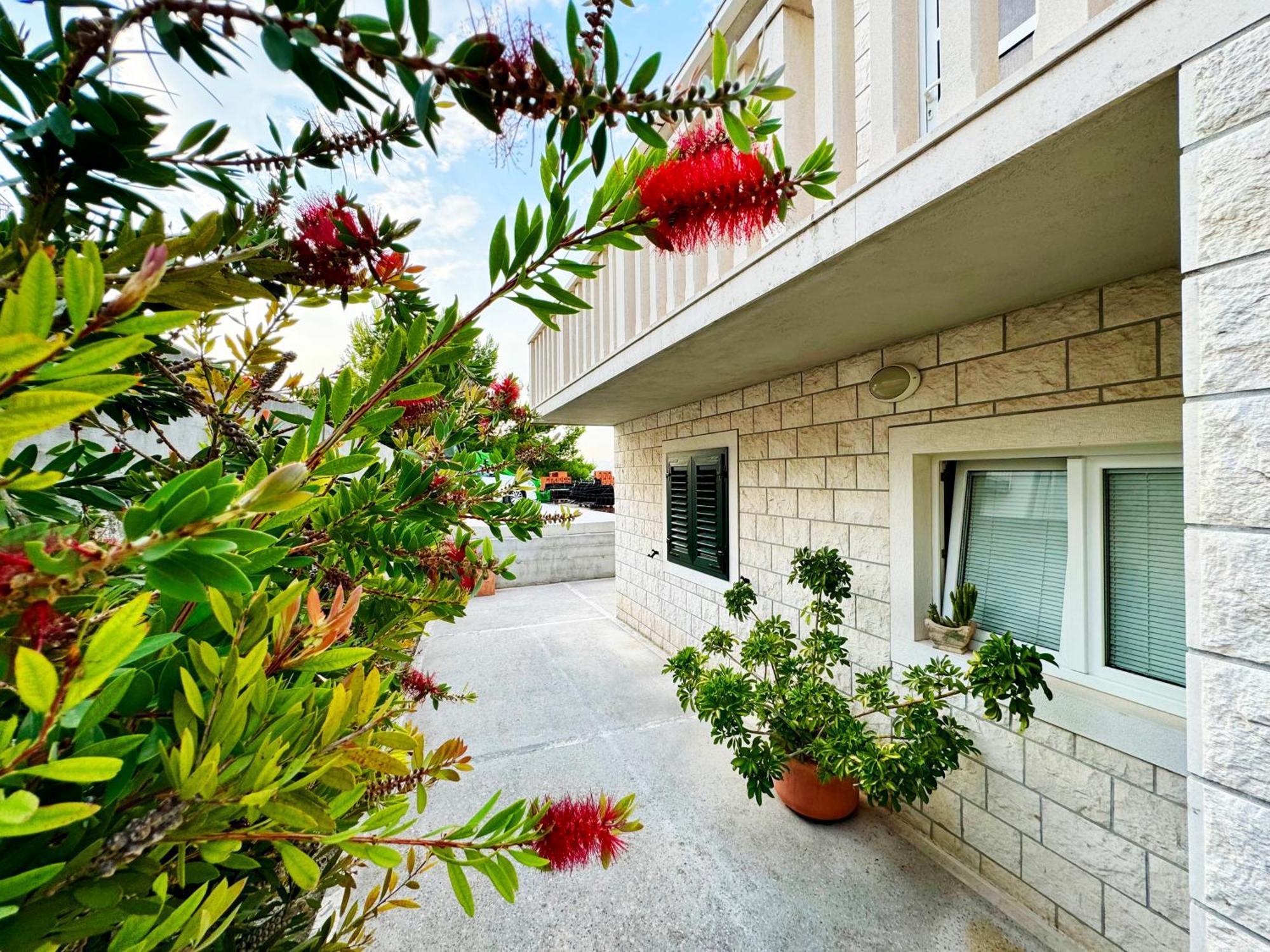 Apartment Baloevic 포스티라 외부 사진